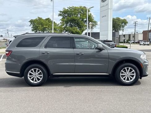 Used 2021 Dodge Durango SXT AWD/4WD image 34