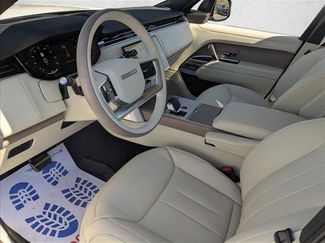 New 2026 Land Rover Range Rover SE video 3