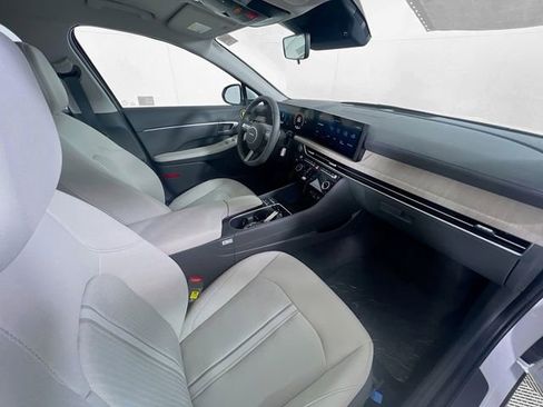 New 2025 Hyundai Sonata SEL image 26