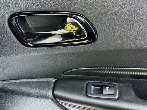 Used 2023 Dodge Durango GT RWD image 29