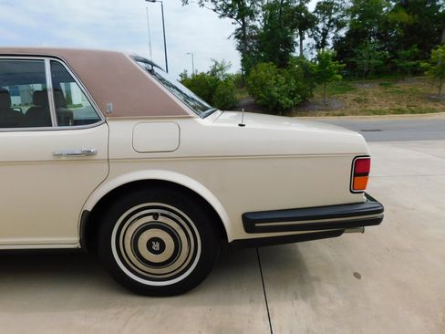 Used 1986 Rolls-Royce Silver Spur image 7