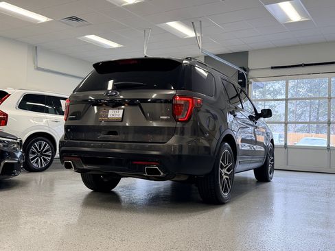 Used 2017 Ford Explorer Sport w/ Equipment Group 401A image 16