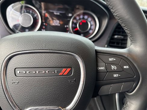 Used 2015 Dodge Challenger R/T Scat Pack image 22