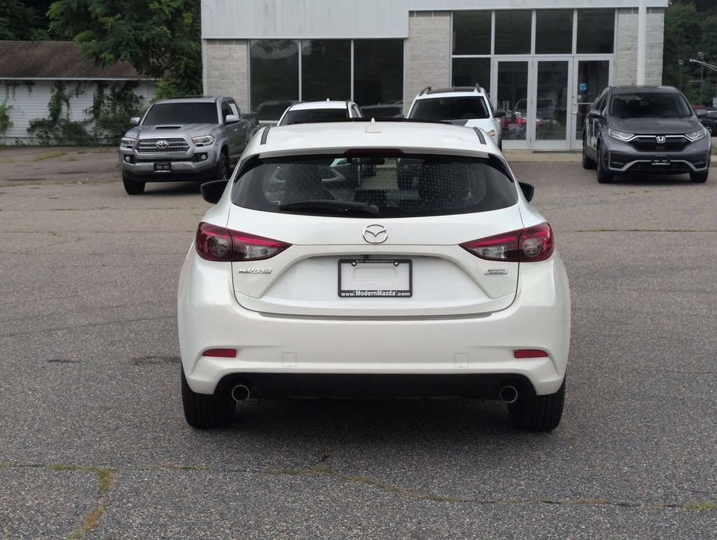 Used 2017 MAZDA MAZDA3 Grand Touring FWD image 5