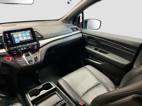 Used 2024 Honda Odyssey Sport image 23