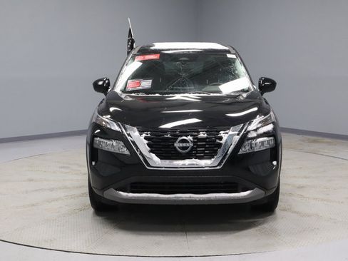 Certified 2023 Nissan Rogue SV image 9