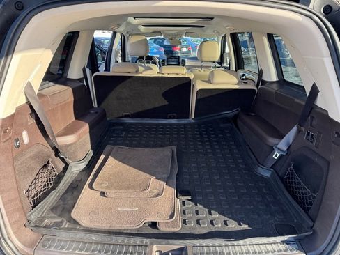 Used 2017 Mercedes-Benz GLS 450 4MATIC w/ Premium Package image 26