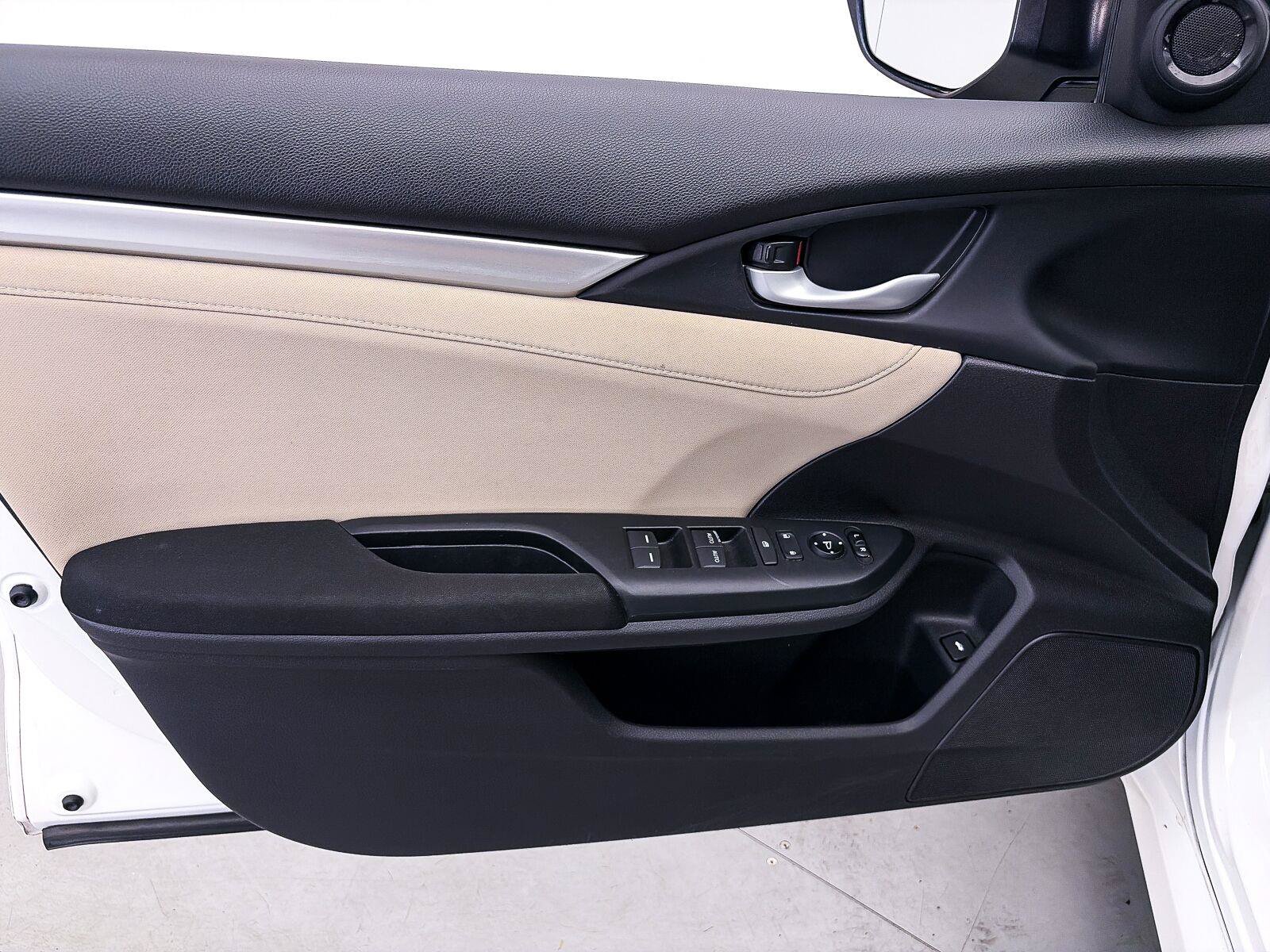 Used 2016 Honda Civic EX image 11
