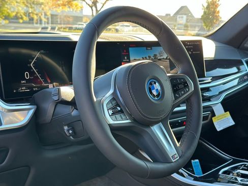 New 2026 BMW X5 xDrive50e w/ Executive Package image 17