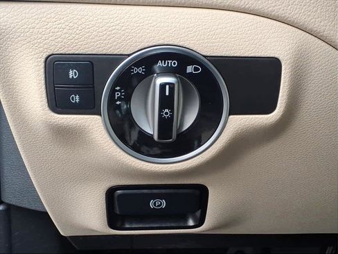 Used 2019 Mercedes-Benz GLA 250 4MATIC image 21