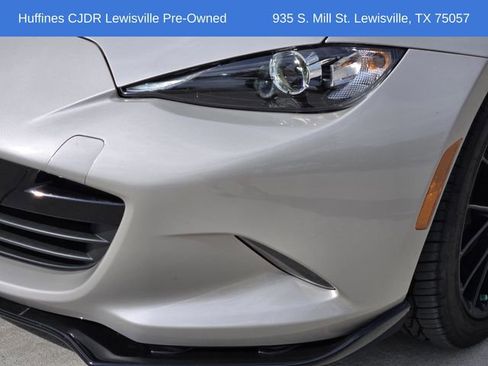 Used 2022 MAZDA MX-5 Miata Club image 9