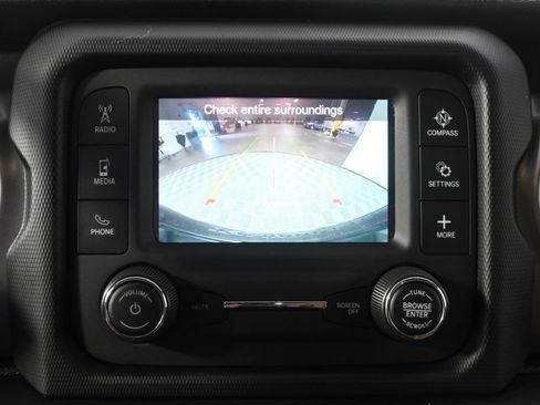 Used 2021 Jeep Wrangler Sport AWD/4WD image 28