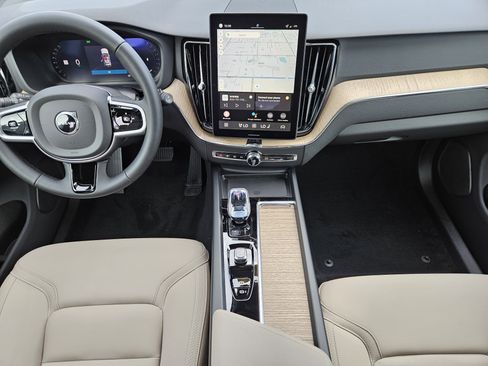 New 2026 Volvo XC60 B5 Core w/ Protection Package image 17