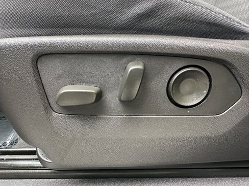 Used 2024 Chevrolet Silverado 1500 LT Trail Boss image 21