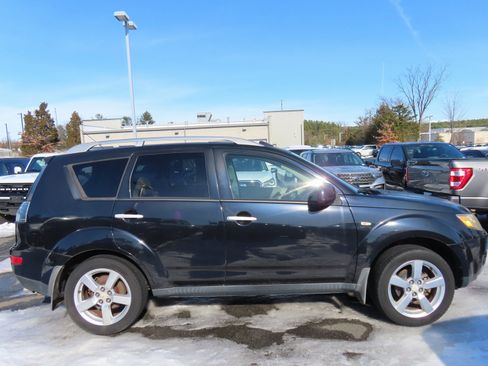 Used 2007 Mitsubishi Outlander XLS image 4