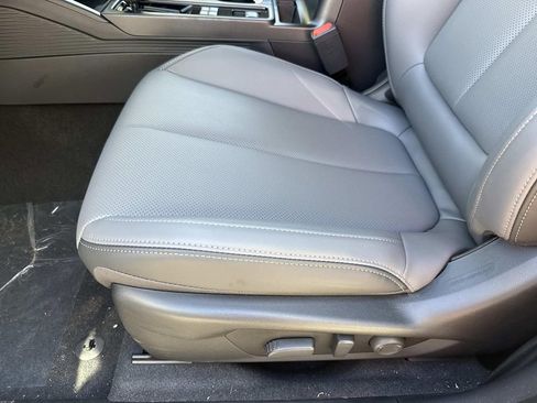 New 2026 Subaru Outback Limited image 25