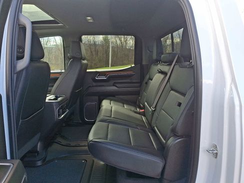 Used 2022 GMC Sierra 1500 Denali AWD/4WD image 10