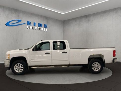 Used 2013 Chevrolet Silverado 3500 LT w/ Interior Plus Package AWD/4WD image 9