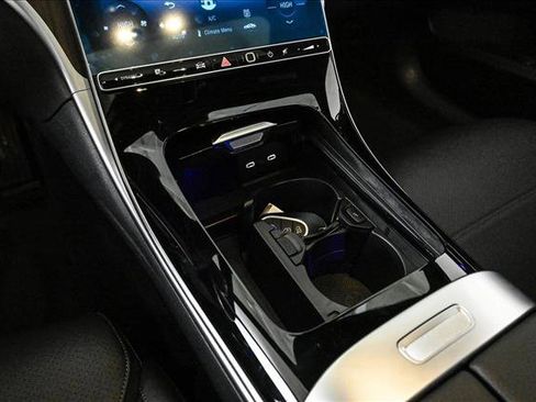 New 2026 Mercedes-Benz C 300 4MATIC Sedan image 13