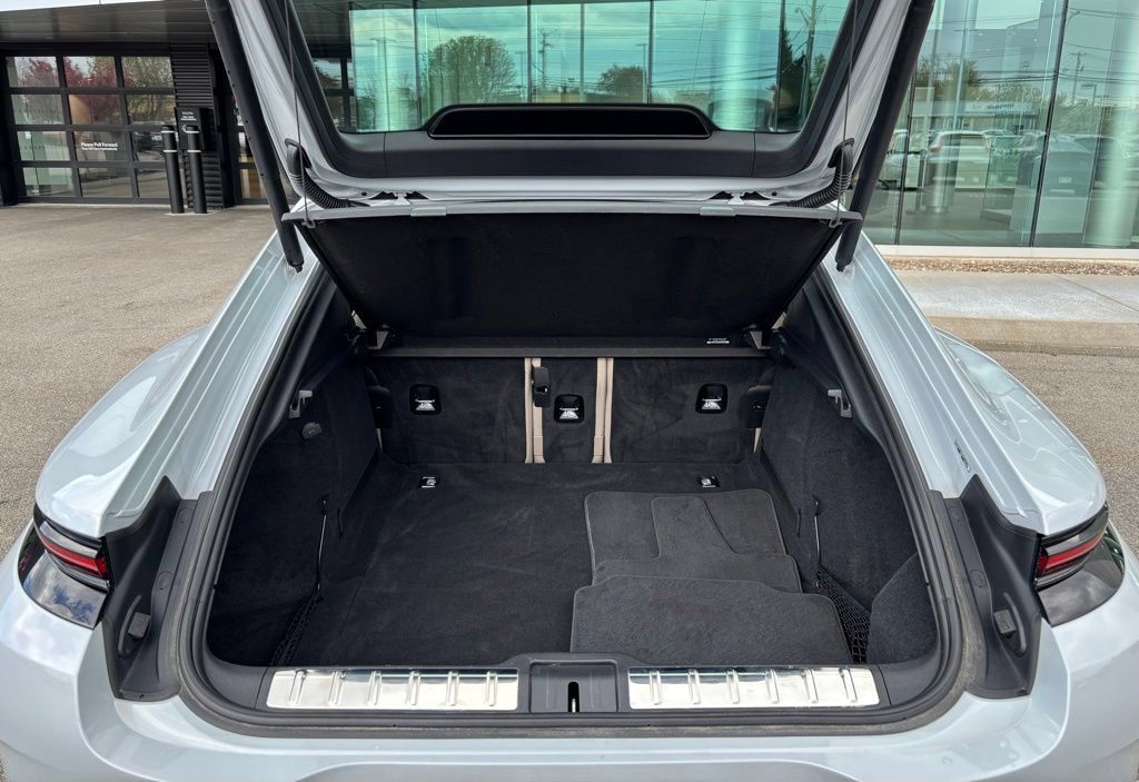 Certified 2025 Porsche Panamera 4 AWD/4WD image 11
