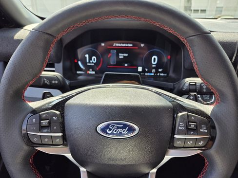 Used 2025 Ford Explorer ST w/ Sun And Sound Package image 23