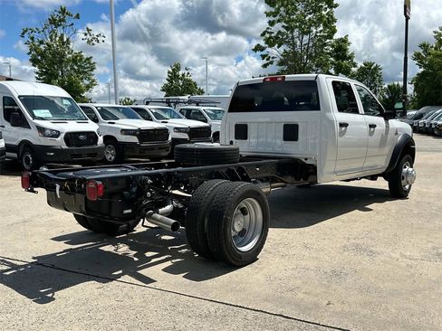 New 2025 RAM 4500 Tradesman w/ Chrome Appearance Group image 9