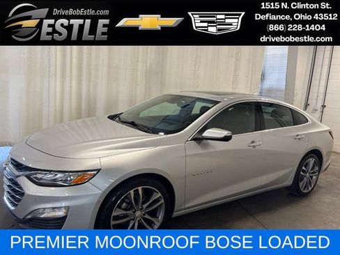 Used 2022 Chevrolet Malibu Premier FWD image 1