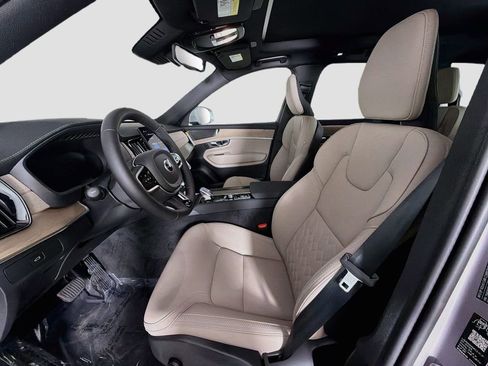 New 2026 Volvo XC90 B6 Plus w/ Protection Package Premier AWD/4WD image 22