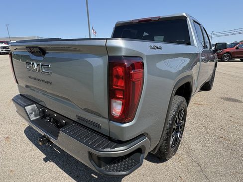 Used 2023 GMC Sierra 1500 Elevation AWD/4WD image 5