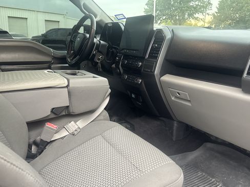 Used 2018 Ford F150 XLT w/ Equipment Group 302A Luxury AWD/4WD image 2