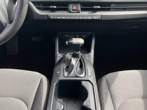 Used 2025 Kia K4 FWD image 13