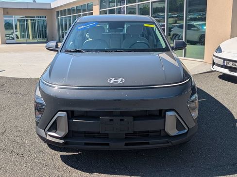 Certified 2024 Hyundai Kona SE AWD/4WD image 6