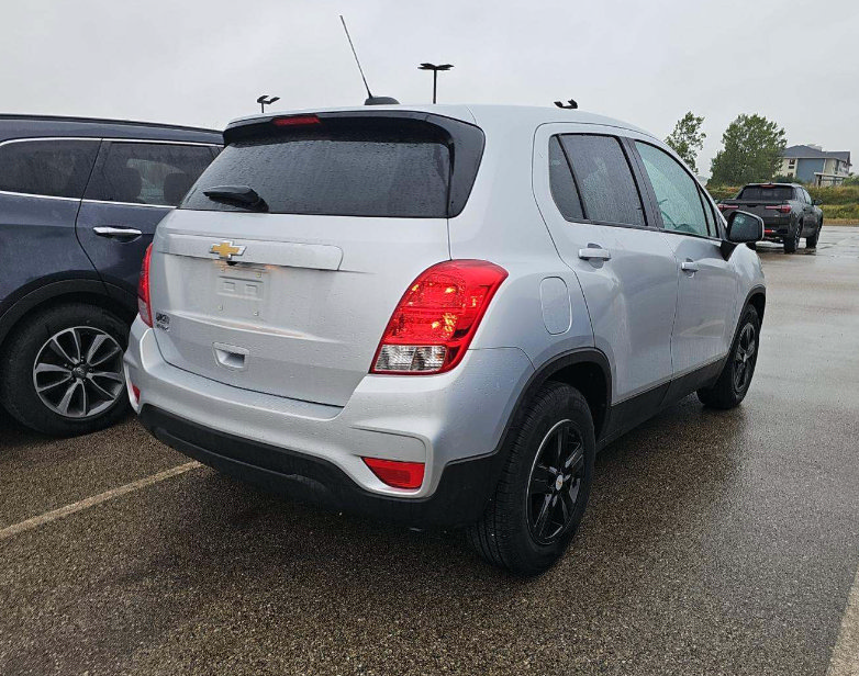 Used 2020 Chevrolet Trax LS w/ Tint and Cruise Package FWD image 15