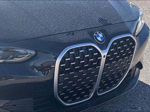 Used 2025 BMW 430i Coupe w/ Premium Package image 28