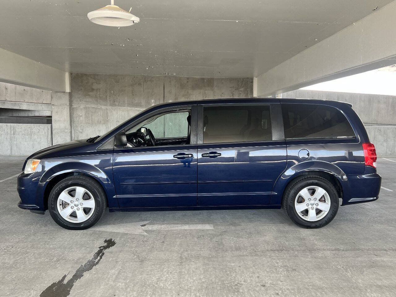 Used 2013 Dodge Grand Caravan SE FWD image 11