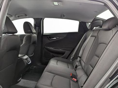 Used 2023 Chevrolet Malibu LT image 16