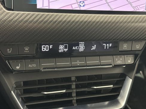 Used 2023 Audi e-tron GT Prestige w/ Prestige Package image 19