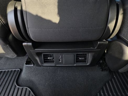 Used 2023 Chevrolet Silverado 1500 Custom RWD image 21
