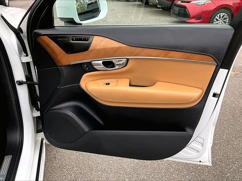 Used 2020 Volvo XC90 T6 Inscription AWD/4WD image 22