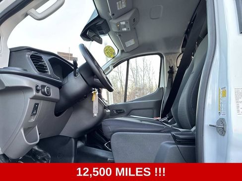 Used 2024 Ford Transit 250 Low Roof w/ Exterior Upgrade Package image 20
