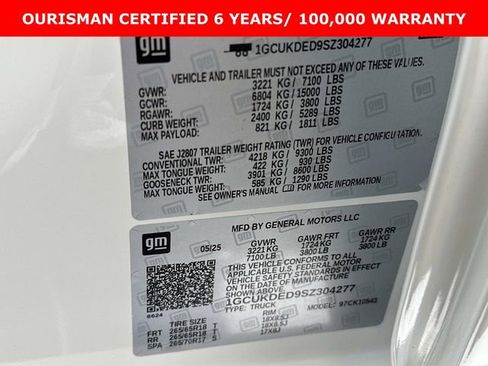 Certified 2025 Chevrolet Silverado 1500 LT AWD/4WD image 30