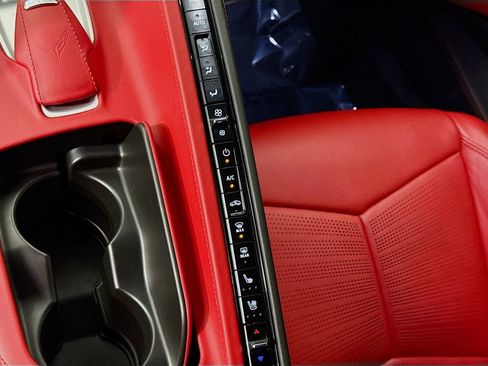 Used 2025 Chevrolet Corvette Z06 RWD image 16