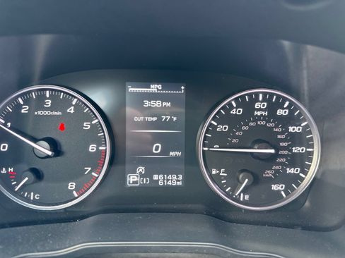 Used 2024 Subaru Crosstrek 2.5i Limited AWD/4WD image 11