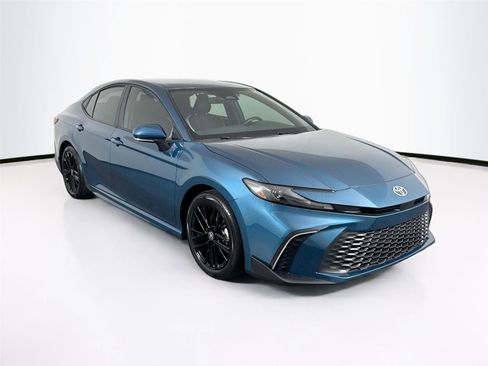 Certified 2025 Toyota Camry SE w/ Convenience Package FWD image 10