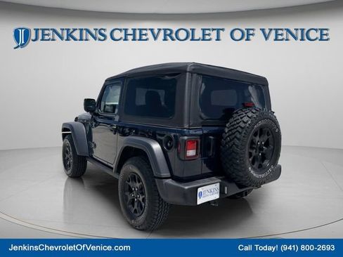 Used 2025 Jeep Wrangler Sport AWD/4WD image 7