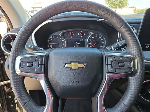 Used 2023 Chevrolet Blazer LT image 15