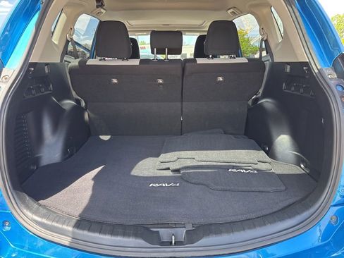 Used 2017 Toyota RAV4 XLE w/ Plus Special Value Package AWD/4WD image 23