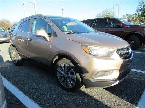 Used 2018 Buick Encore Preferred image 1