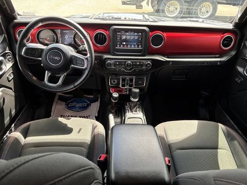 Used 2021 Jeep Wrangler Unlimited Rubicon AWD/4WD image 21