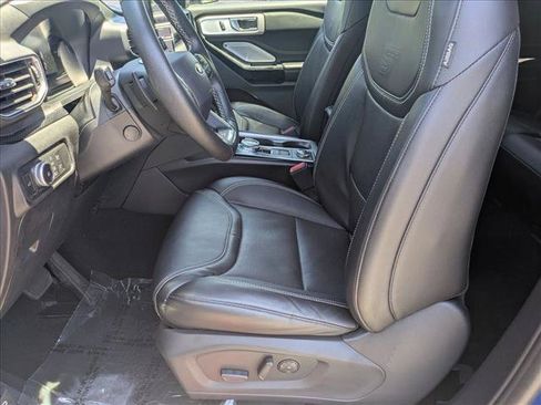 Used 2021 Ford Explorer ST w/ Equipment Group 401A AWD/4WD image 17